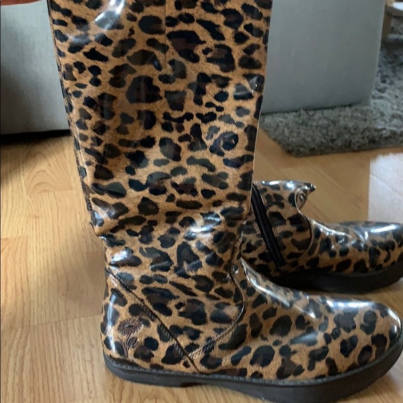 Rain boots - Picture 2 of 4